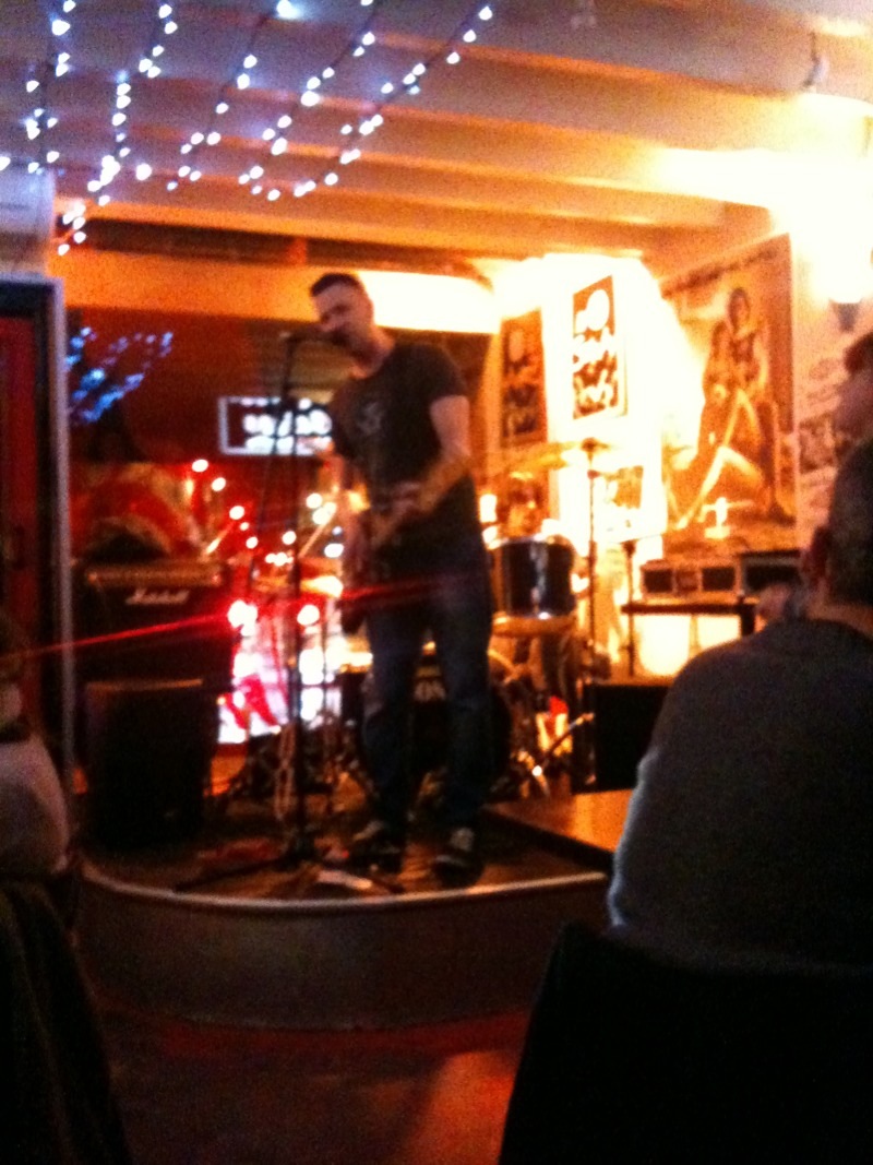 DAKINIZ live at LA GROSSE CAISSE