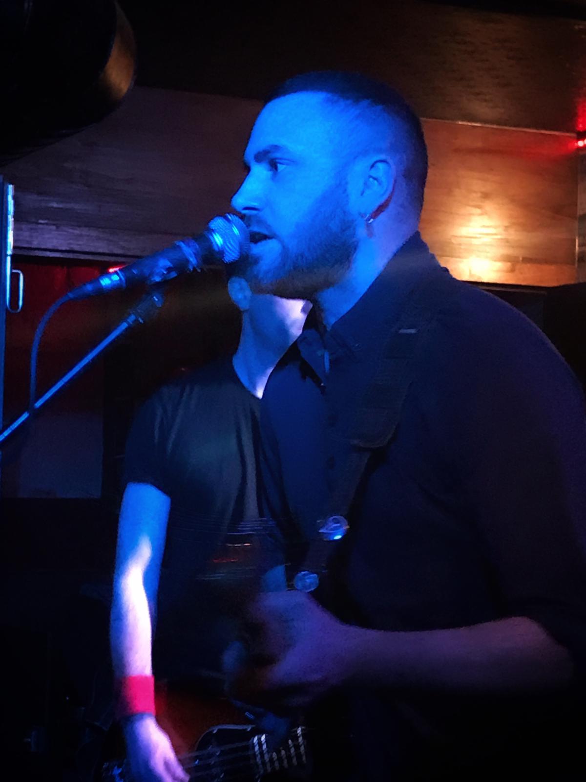 DAKINIZ live at LE TRUSKEL