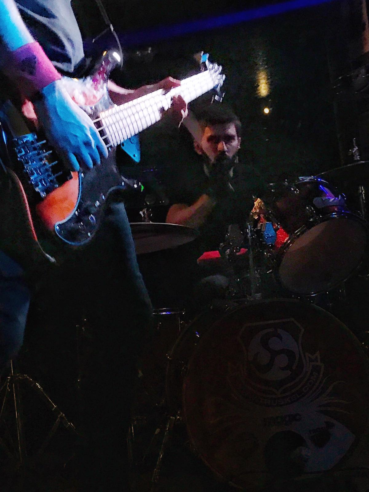 DAKINIZ live at LE TRUSKEL