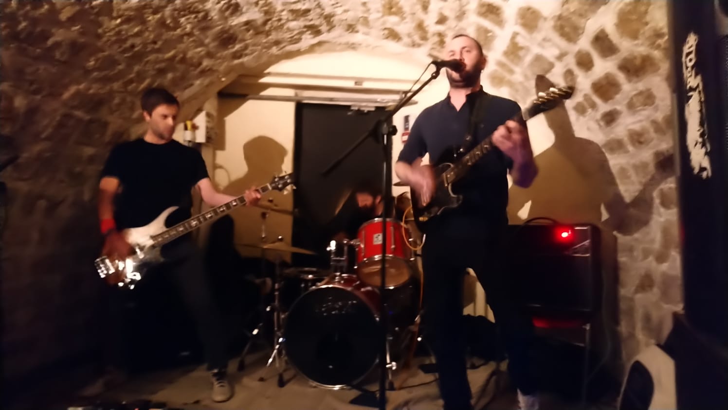 DAKINIZ live at LA CANTINE DE BELLEVILLE
