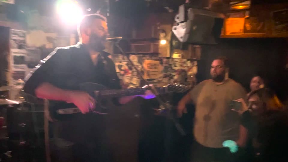 DAKINIZ live video thumbnail
