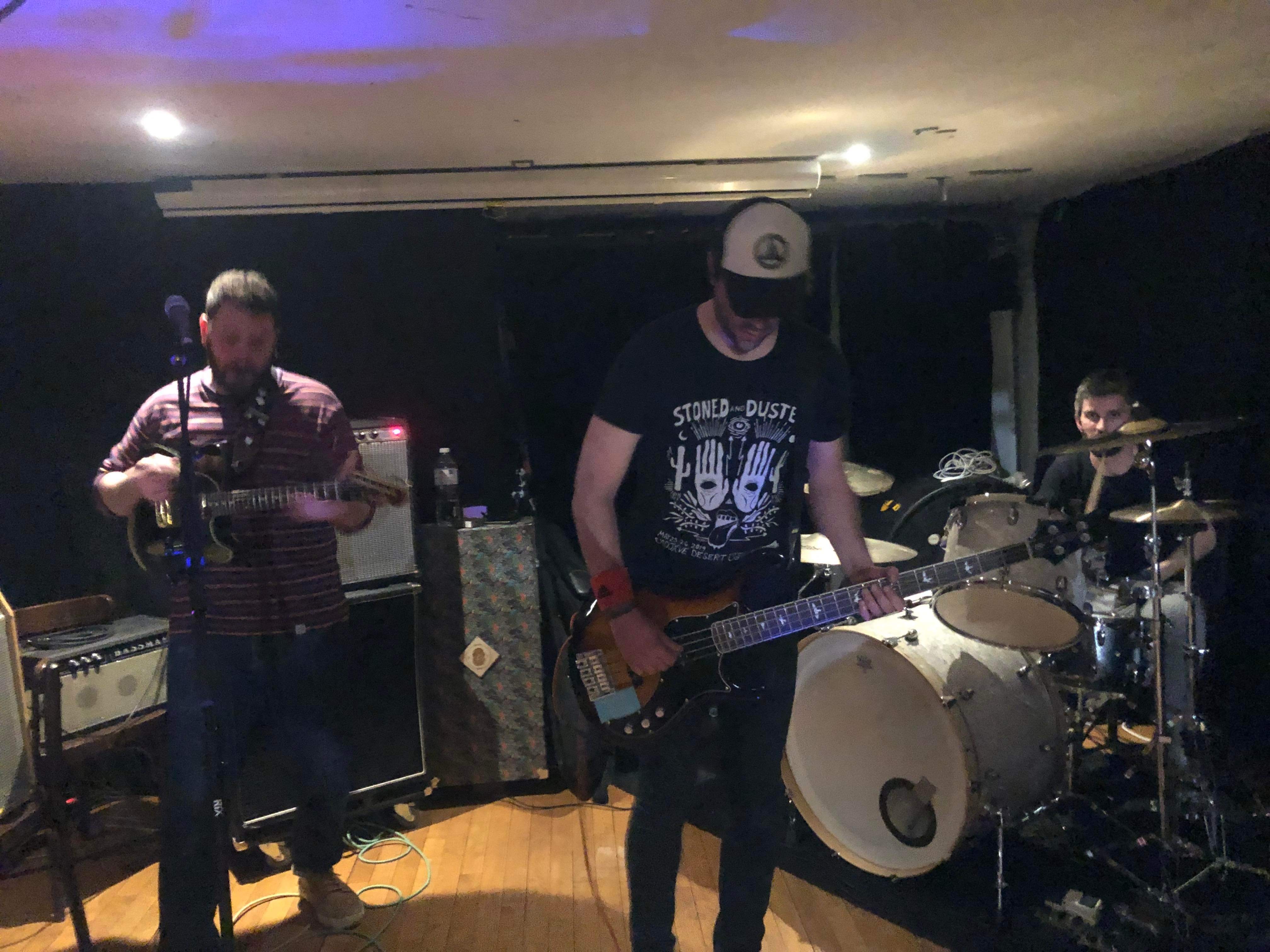 DAKINIZ live at DROPKICK BAR